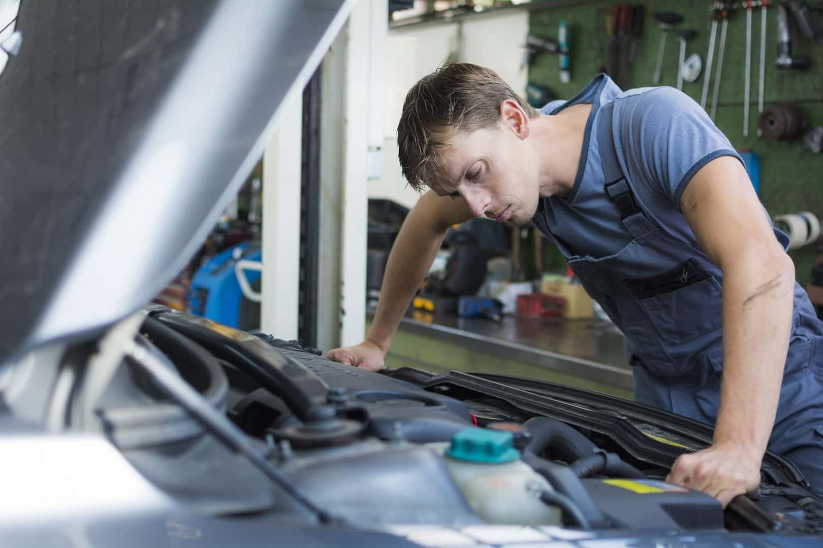 How to Check Transmission Fluid