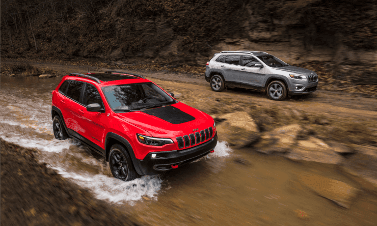 2021 Jeep Cherokee Driving Through Stream