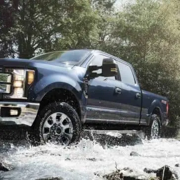 2019 Ford Super Duty Lariat Crew Cab off-road