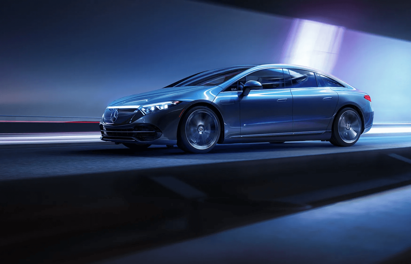 2024-mercedes-benz-eqs-sedan-cruising