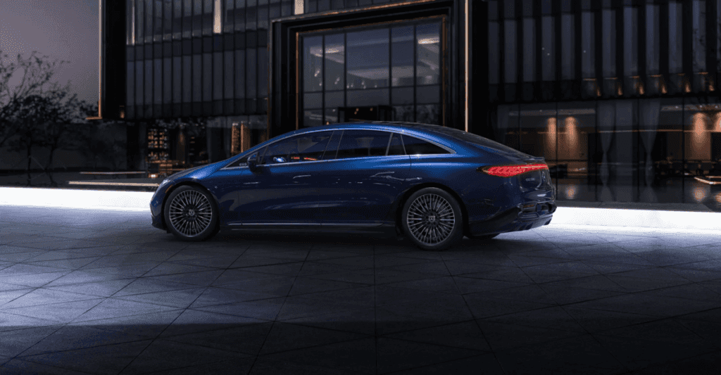 2023-EQS-SEDAN-Exterior-Lateral