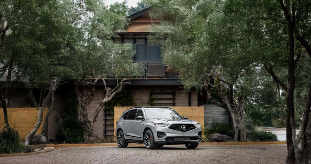 2025-Acura-MDX-Type-S-parked-in-front-of-a-classical-Asian-architecture