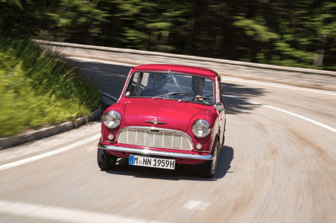 1959 Morris Mini 850 and 1967 Cooper S 1275 GT – Minimalism