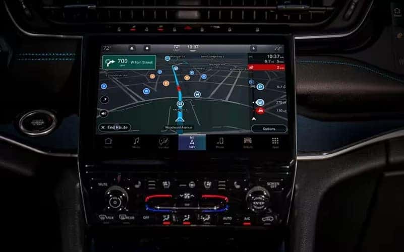 Grand Cherokee Tech