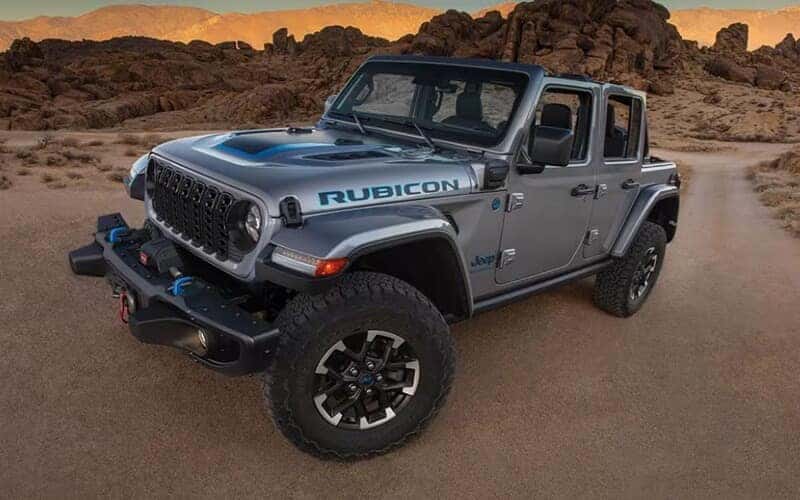 Jeep Wrangler vs Ford Bronco