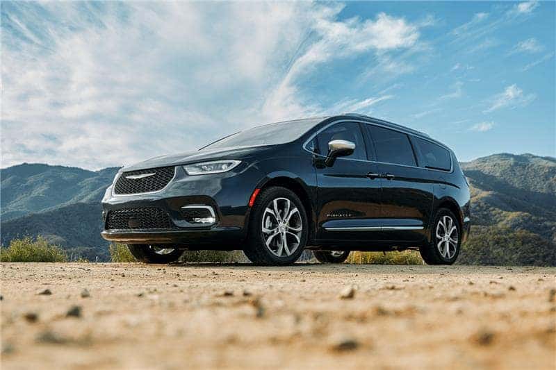 2025 Chrysler Pacifica Review