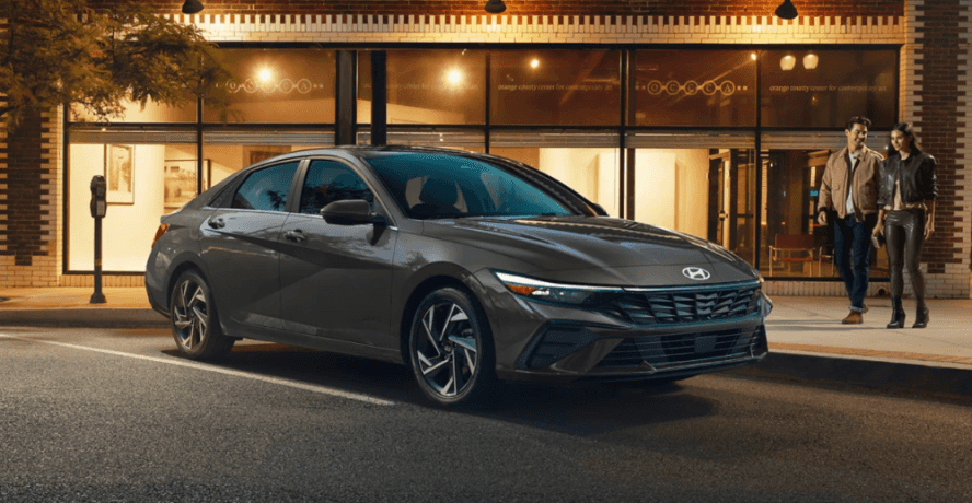 2026 Hyundai Elantra Hybrid trim levels at a Hyundai dealer in Yakima