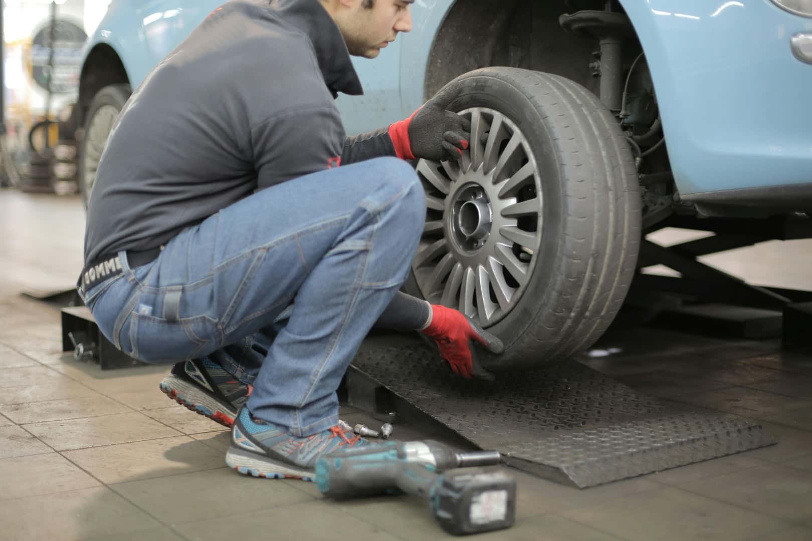 Tire adjusting