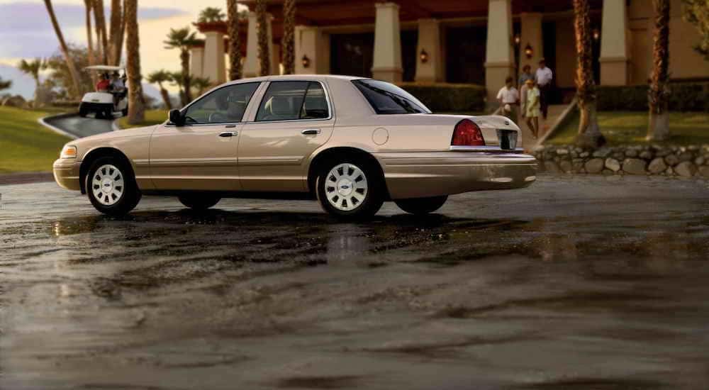 2006 Ford Crown Victoria: LX.