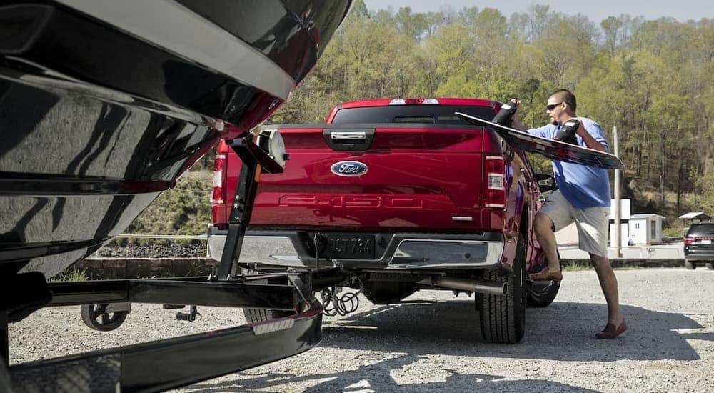 2021 Ford F 150 Plug In Bumper Extra Plug Rear : 2021 Ford F 150 Plug In Bumper Extra Plug Rear The 2021 Ford F 150 Will Feature The Explorer S Hybrid System You Ll Receive Email And Feed Alerts When New : It puts the electric motor on a shortened driveshaft and the battery charging is made by a socket placed on the rear bumper, not exactly a safe area for it to be.