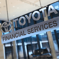Should You Finance or Lease Your Next Toyota?