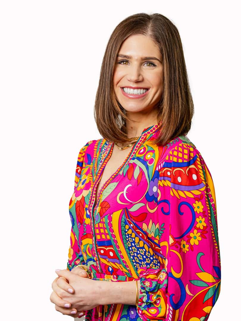 Christina Colosimo Wonais - Social Media Director