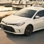 Edmunds Explains What Makes the 2017 Toyota Avalon Such a Superb Sedan