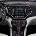 2019 cherokee interior comp