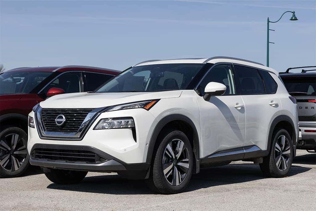 2023 Nissan Rogue vs. Toyota RAV4