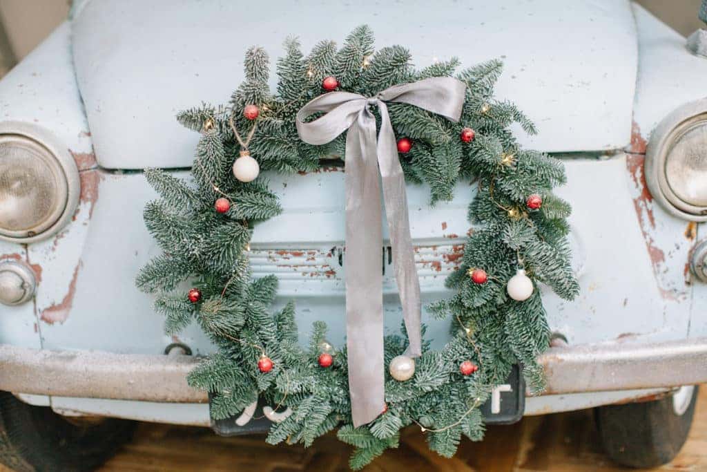 Basic rules for decorating your car this holiday season Toyota of Orlando