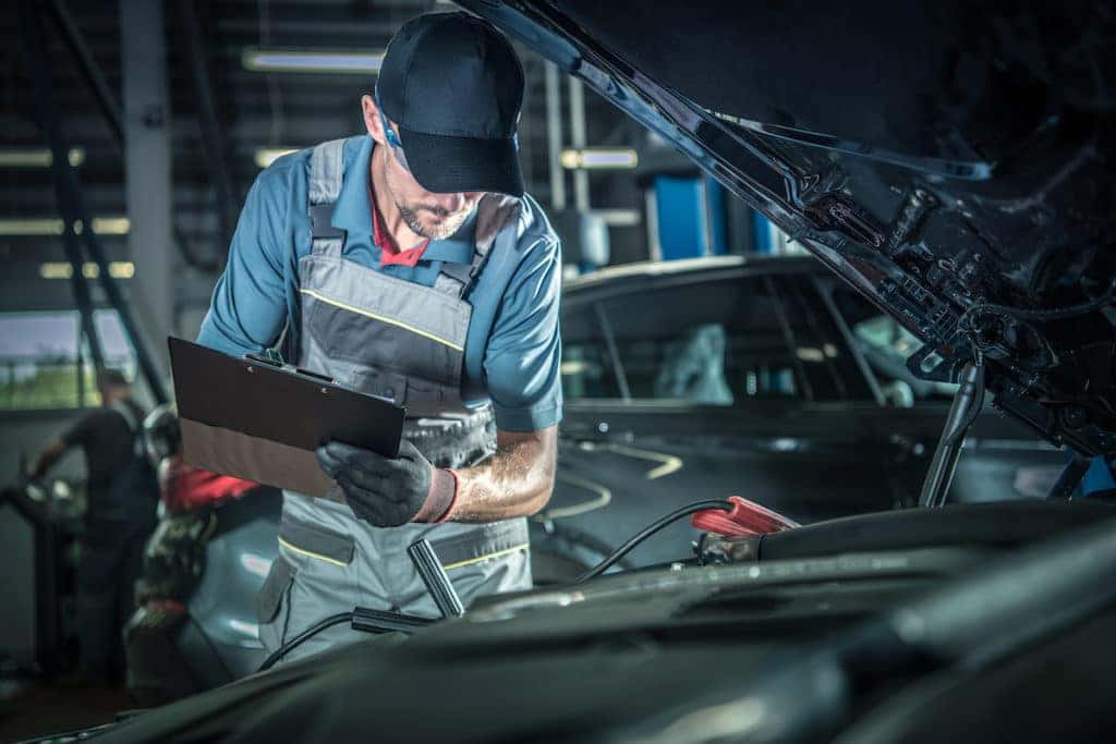 When to Replace a Serpentine Belt, Service Tips