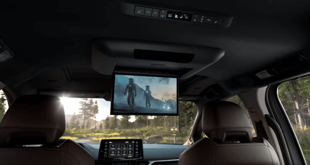 Toyota Sienna technology