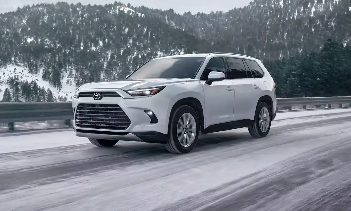 2024 Toyota Grand Highlander Vs. Toyota Sienna: Which Is Better For ...