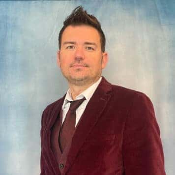 Bryan  Seagraves