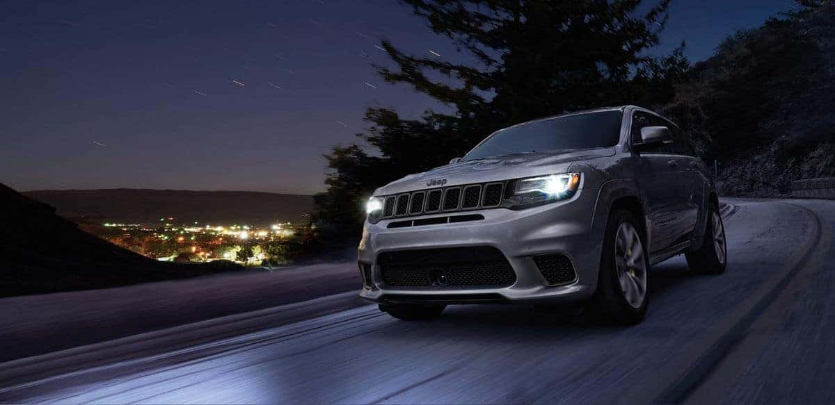 2018 Jeep Grand Cherokee headlights