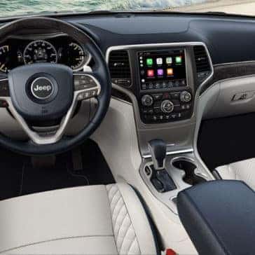 2018 Jeep Grand Cherokee interior